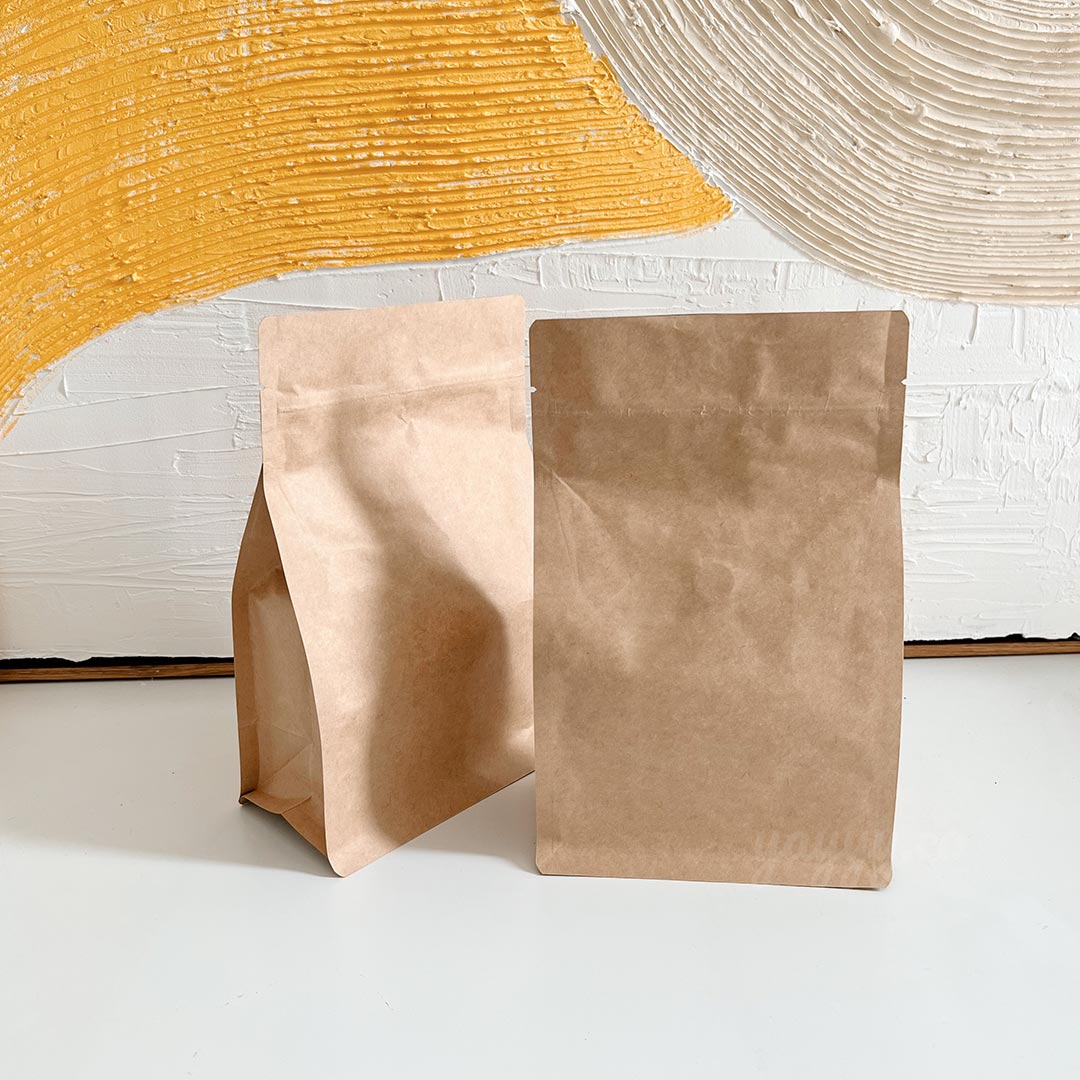 Block bottom bag kraft paper compostable with window - white